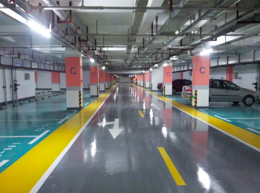停車場(chǎng)洗地機(jī)如何選購(gòu)，22年洗地機(jī)行業(yè)經(jīng)理人告訴你.png